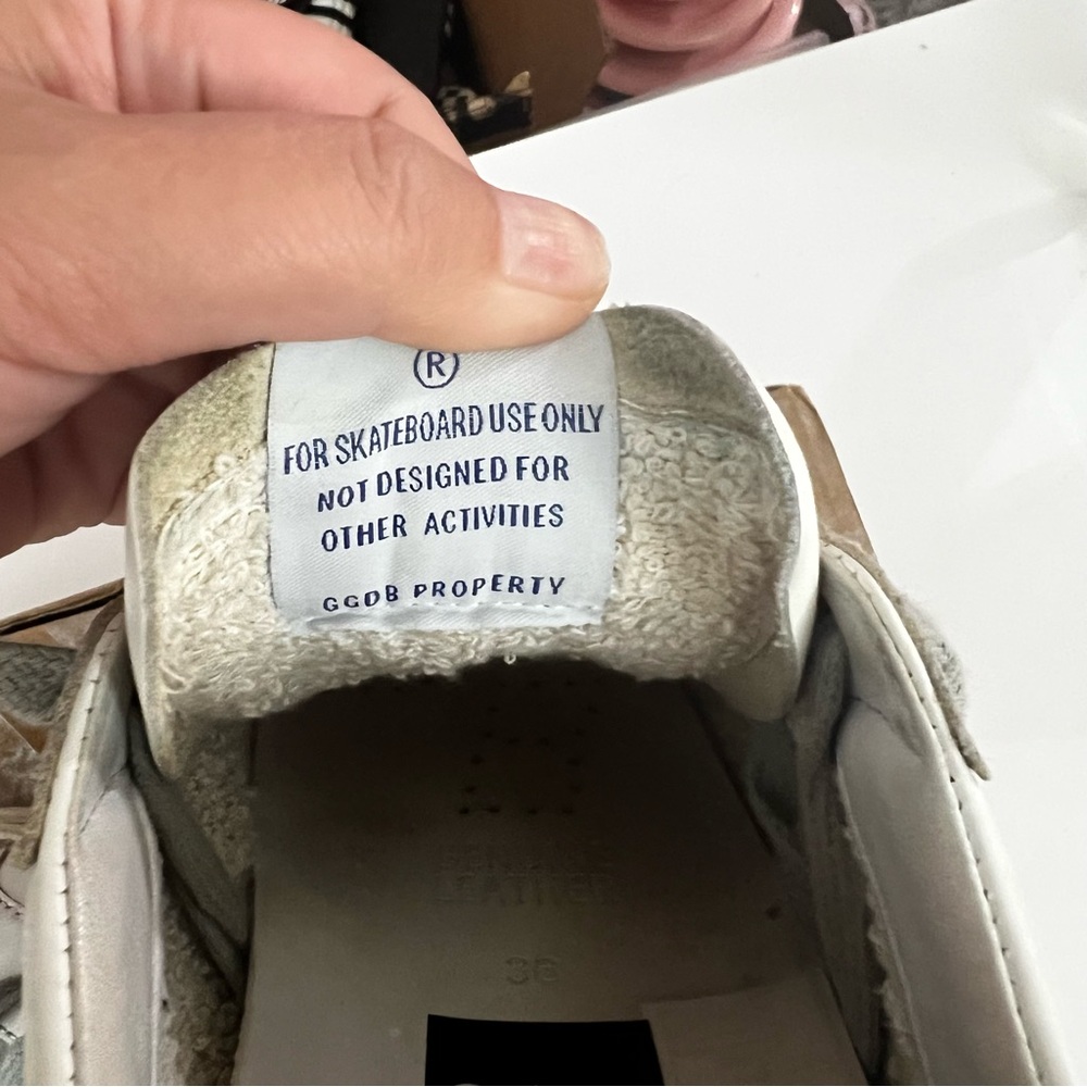 Golden Goose Hi-Star with Metallic Gold Star - Picture 6 of 10